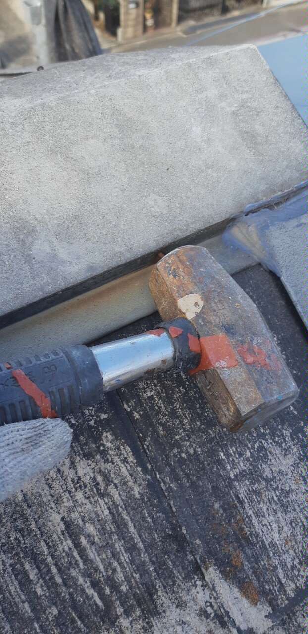 棟包みの釘打ち